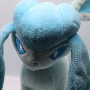 Pokemon Glaceon 2017 around 7 inches tall